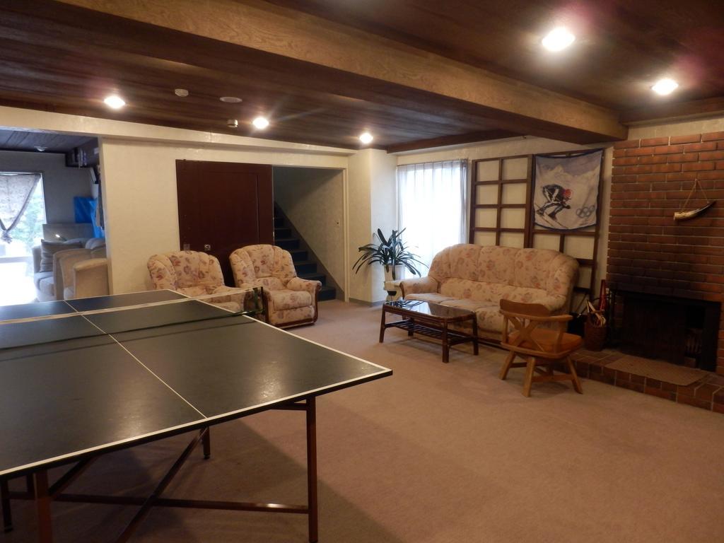 האקובה Hotel Weisser Hof Happei מראה חיצוני תמונה