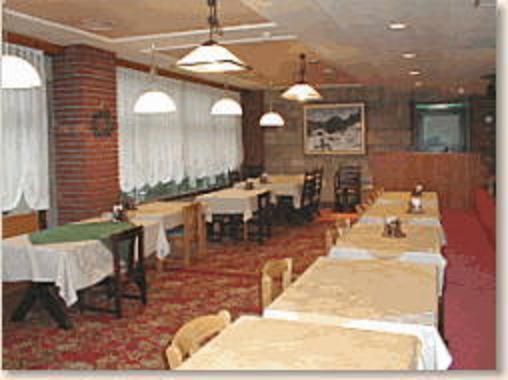 האקובה Hotel Weisser Hof Happei מראה חיצוני תמונה