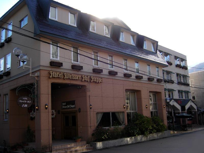 האקובה Hotel Weisser Hof Happei מראה חיצוני תמונה